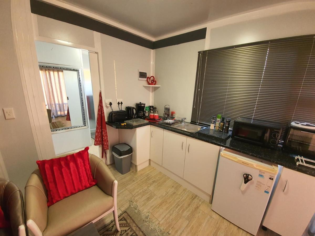 Atlantic Studio - Compact Unit With Sea Views Melkbosstrand Exterior photo